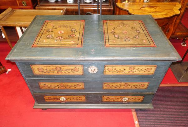 Stodola.cz - Painted chest