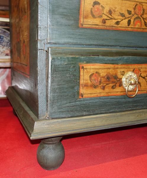 Stodola.cz - Painted chest