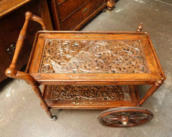 Stodola.cz - Serving table